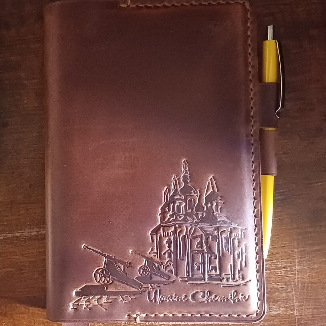 Шкіряний блокнот з символікою Чернігова